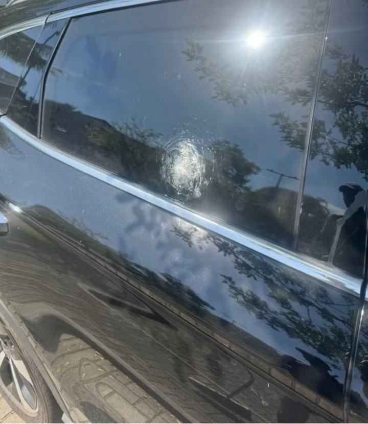 Los balazos al auto de Agustín Rossi.