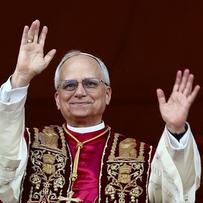 El Papa León XIV, nacido en Chicago y fanático de los Cubs de la MLB