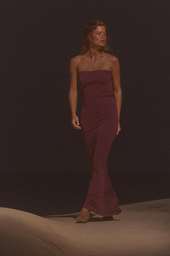 Vestido largo de Zara (29,99 euros)