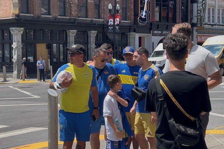 Los hinchas de Boca colmaron Nashville. EFE/ Andrea Montolivo