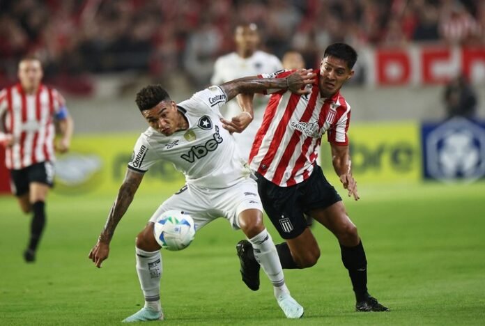 Botafogo pierde a una de sus figuras para la Libertadores: se va a la Premier League