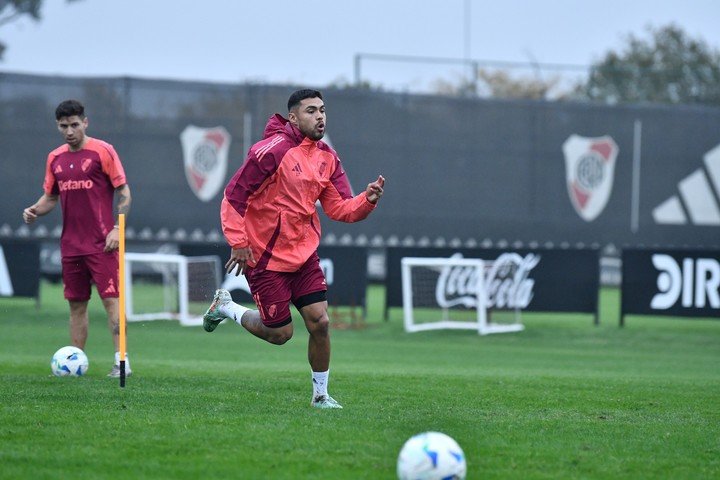 Paulo Díaz y Montiel en el Camp, con el objetivo en el Mundial de Clubes. (Prensa River).