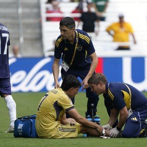 Zeballos, de sorpresa en el 11 de Russo a una nueva lesión y posible despedida de Boca