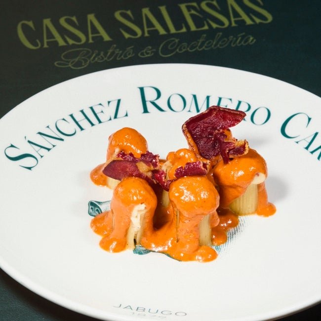 El rigatoni relleno de jamón con salsa de vodka de Casa Salesas.
