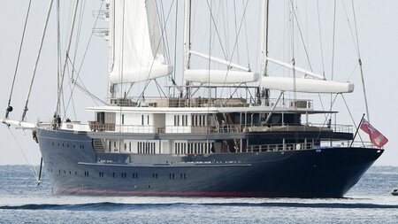 El yate de Bezo valorado en 500 millones de dólares