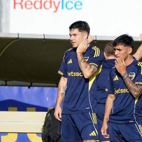 De titular a no jugar más: a qué futbolista de Boca complicaría la llegada de Paredes