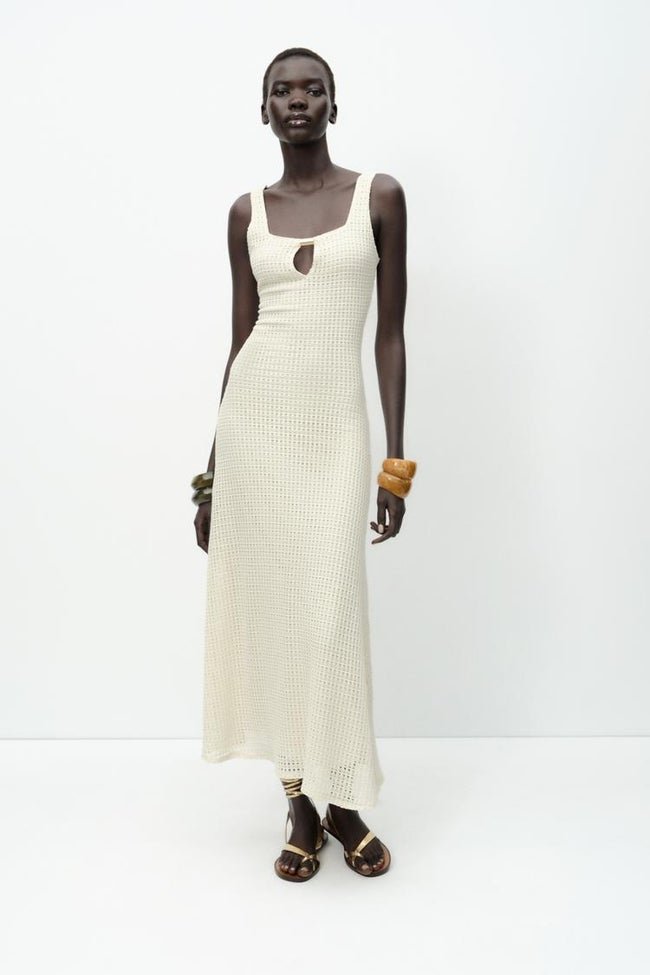 Vestido midi crochet.