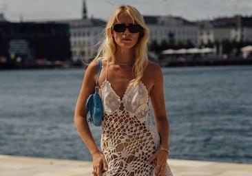 Vestidos de crochet elegantes y femeninos para llevar de la playa a tus cenas de verano