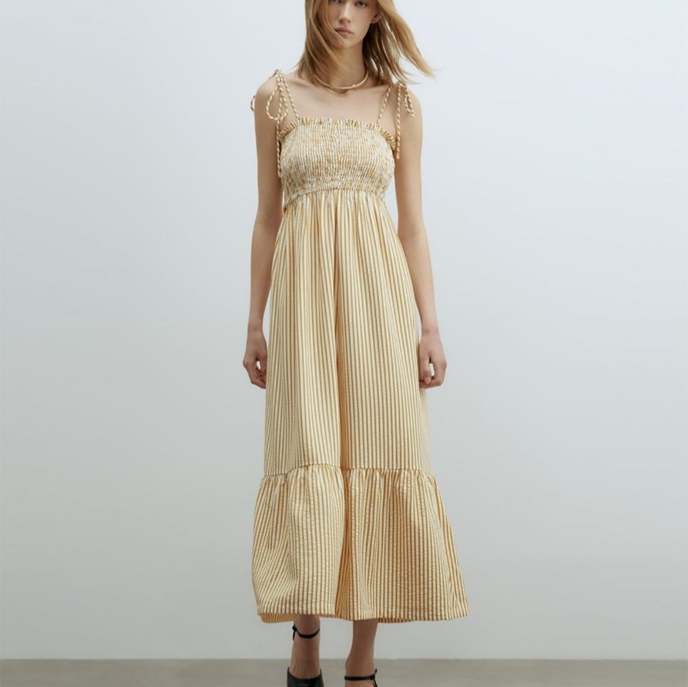 Sfera
Vestido midi