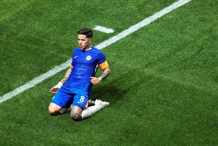 El festejo de Enzo. Foto: Reuters/Dale Zanine