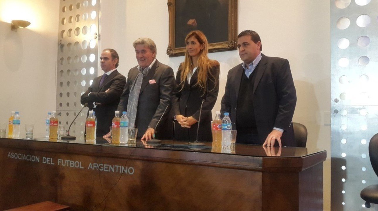 Los cuatro integrantes de la Comisión Normalizadora: Javier Medín, Armando Pérez, Carolina Cristinziano y Pablo Toviggino.