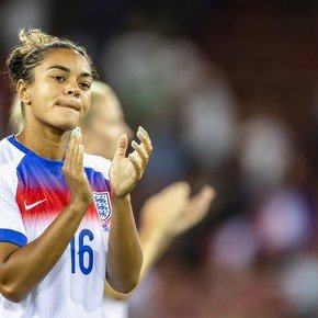 Jugadora de la selección de Inglaterra denunció ataque racial en redes sociales