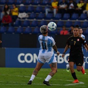 Copa América Femenina: Argentina derrotó 1-0 a Perú y se metió en semis