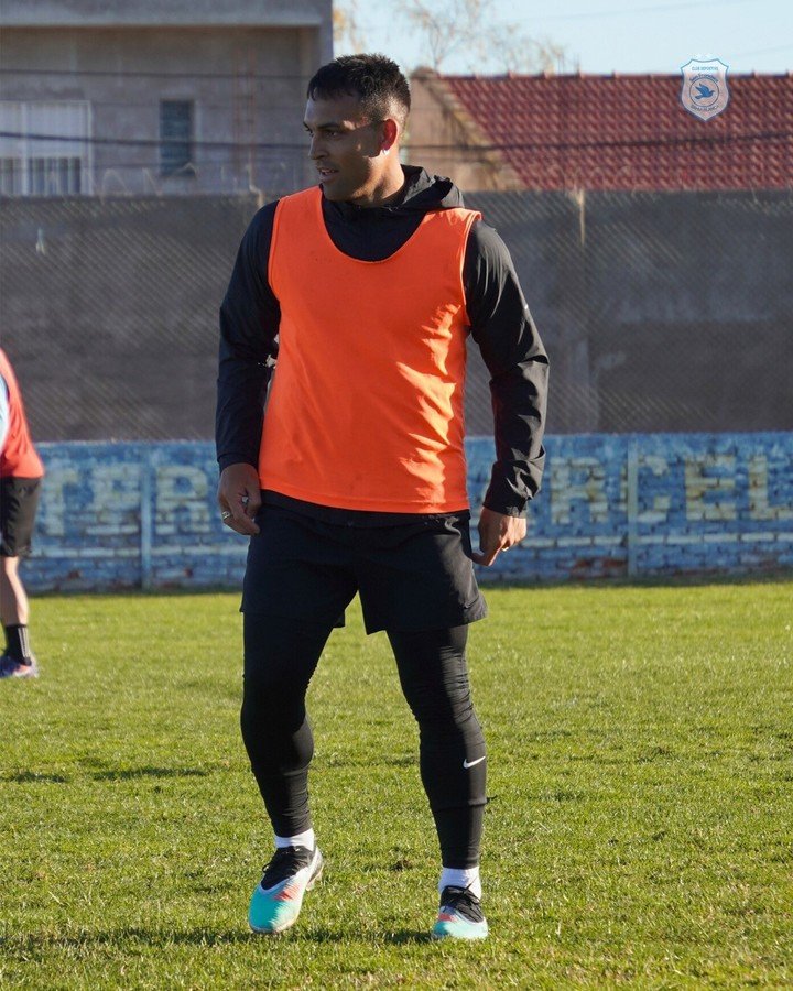 Lautaro Martínez se entrenó en el Club San Francisco de Bahía Blanca. (Foto: prensa San Francisco)