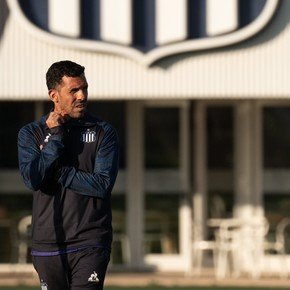 Tevez y su presentación en Talleres: de "va a estar quien quiera estar" a "meter huevo y levantar el pasto"