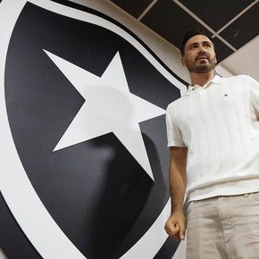 El hijo de Ancelotti, nuevo DT del Botafogo que "casi nunca estaba de acuerdo con mi padre"
