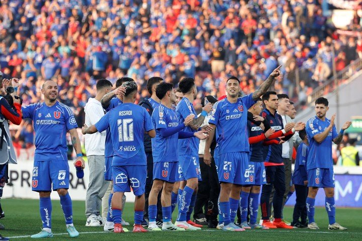U. de Chile venció al Colo Colo de Almirón (EFE).