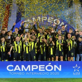 Peñarol venció a Nacional en la tanda de penales y salió campeón del Torneo Intermedio de Uruguay