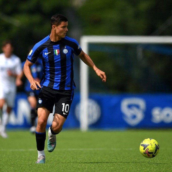 El argentino Valentín Carboni deja al Inter por el Genoa.