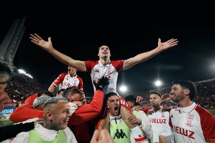 Huracán y una histórica victoria frente a Boca (Prensa Huracán).