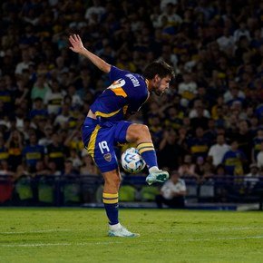 No juega desde febrero, Russo no lo llevó a Santiago y podría irse a Emiratos Árabes