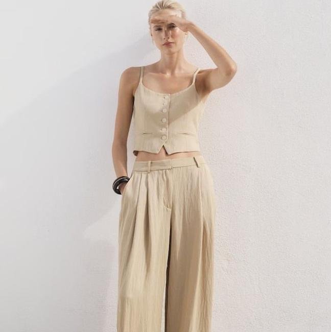 Chaleco de vestir con tirantes