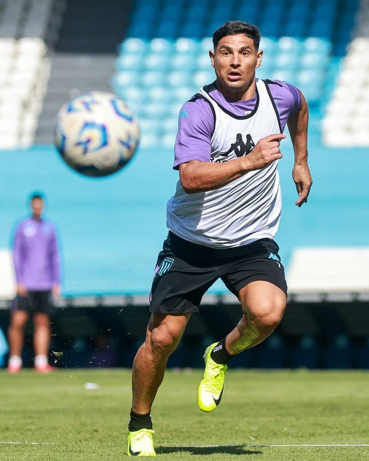 Maxi Salas se convertirá oficialmente en refuerzo de River este martes (Prensa Racing).