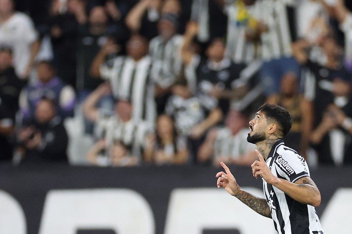 Bargoza festeja su golazo para Botafogo (Vítor Silva/Botafogo).
