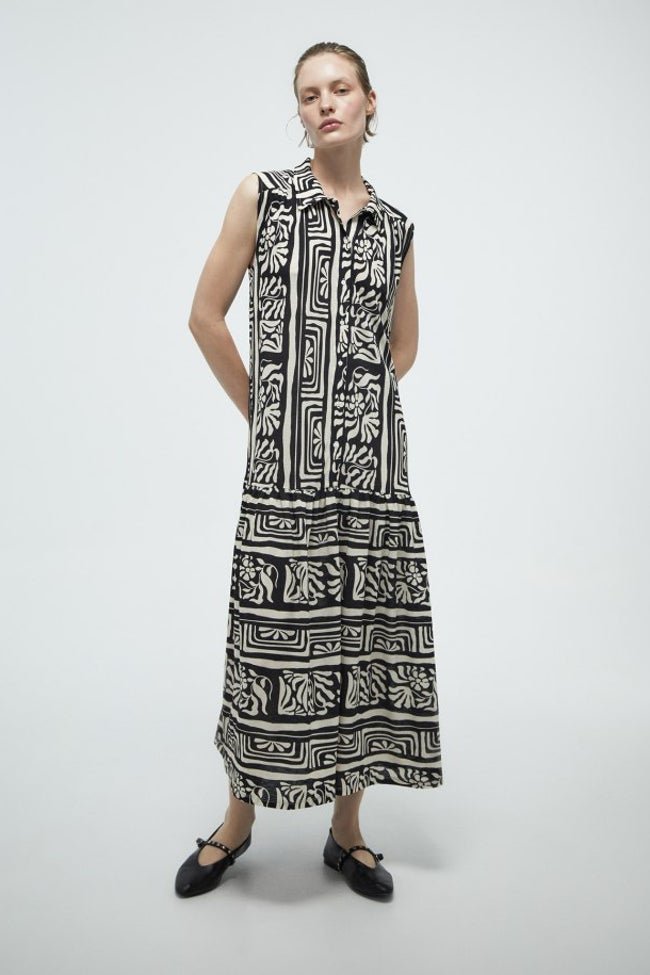 Vestido camisero de Sfera (21,99 euros)