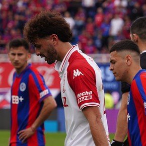 El descargo de Luciano Giménez después de su expulsión en el clásico: "No estuve a la altura de la camiseta"