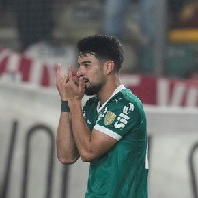 Palmeiras goleó 4-0 a Universitario y se afirma como candidato