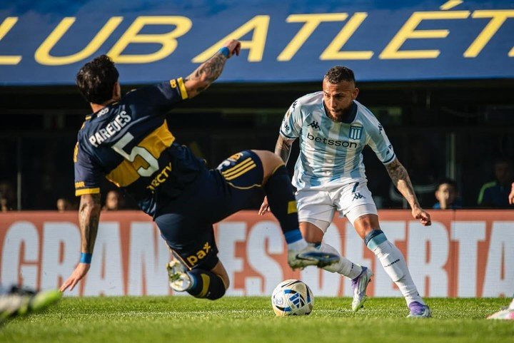 Duván Vergara, titular en Racing vs Boca.