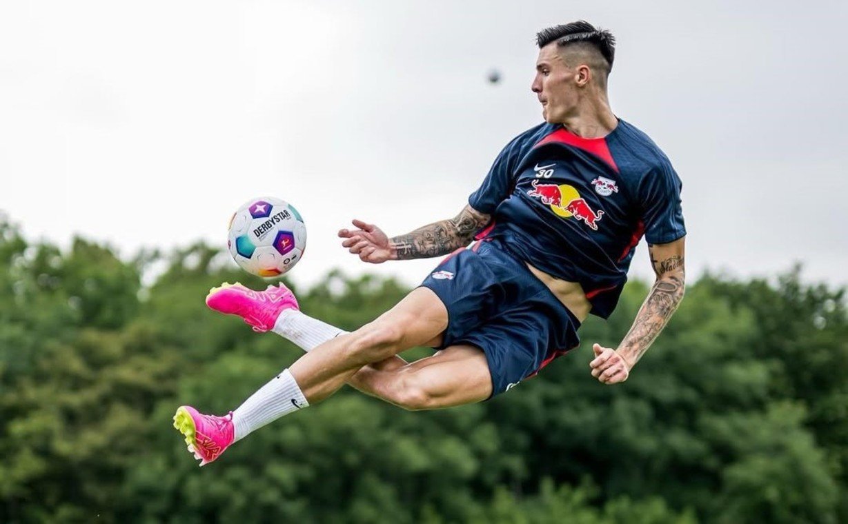 Benjamin Sesko, el goleador que sería refuerzo del Manchester United