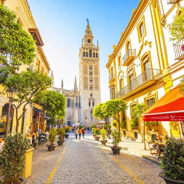 El barrio de Sevilla con más encanto que no es Triana: callejuelas estrechas, plazuelas escondidas y leyendas de fantasmas