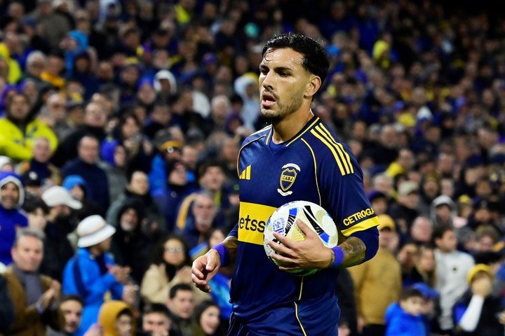 La vuelta de Paredes a Boca.
(EFE)