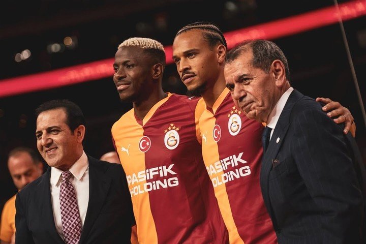 Osimhen y Sané, las dos nuevas caras del Galatasaray (Prensa Galatasaray).