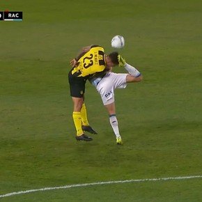 Video: Maravilla Martínez, de roja a amarilla por VAR