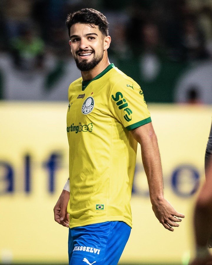 José López en Palmeiras.