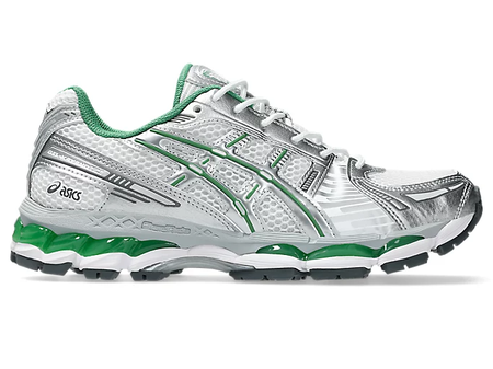 Las nuevas ASICS minimalistas con aires noventeros son las favoritas de las pijas para la vuelta a la oficina