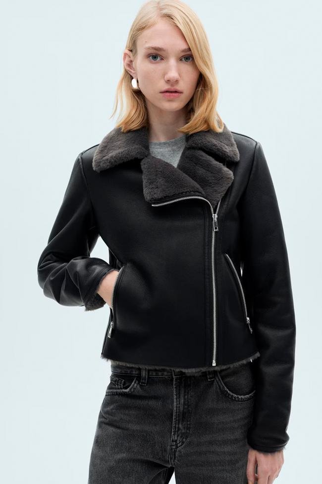 Chaqueta doble faz efecto piel de Mango.