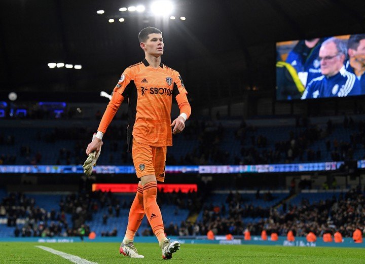 Illan Meslier era el arquero titular del Leeds de Bielsa. (AFP)