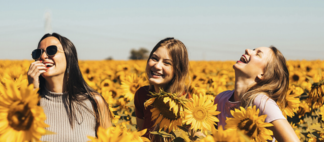 «Me tomé mi sadismo demasiado al pie de la letra»: Helena Bonham Carter recuerda la ocasión en la que torturó hasta sangrar a un actor en el set de ‘Harry Potter’