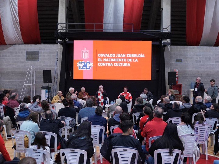 El homenaje para Zubeldia en el aniversario de Estudiantes.