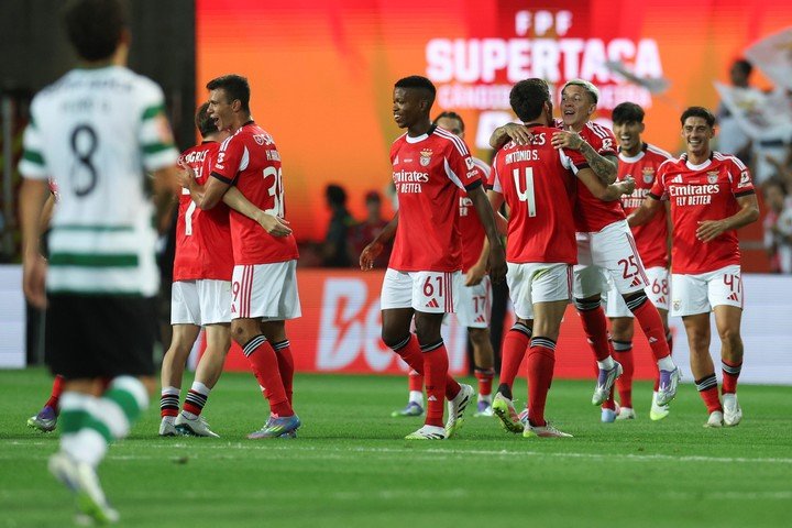 Con gol de Pavlidis, Benfica se sacó la mufa vs. Sporting (EFE/EPA/MIGUEL A. LOPES).