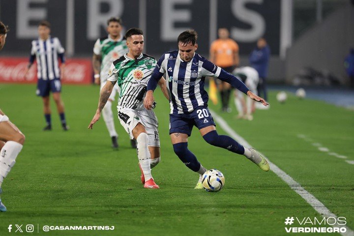 Talleres igualó con San Martín.