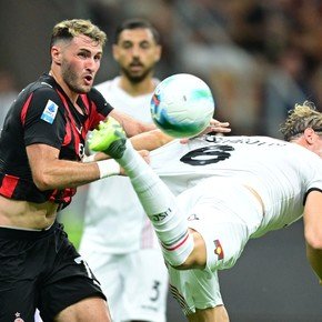 Milan debutó con una derrota ante el recién ascendido Cremonese