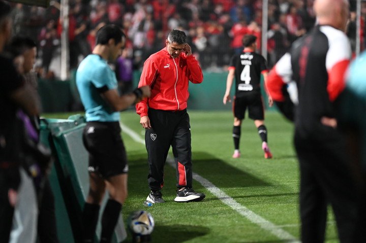 Vaccari está preocupado por el mal presente del equipo. (Foto: Ariel Carreras)
