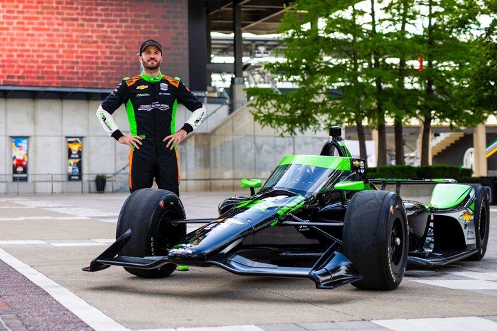 Palou destacó el paso de turismos a monopostos que hizo Canapino. (Juncos Hollinger Racing)