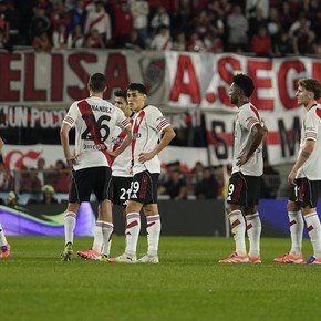 Horrores no forzados, un mal crónico de este River
