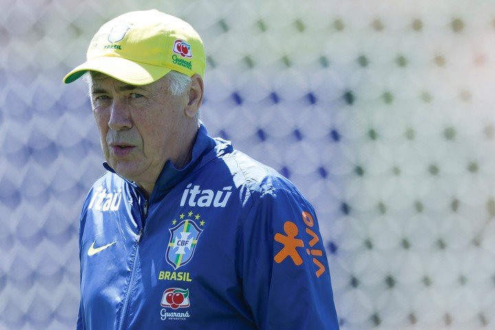 Ancelotti y la preparación de cara a los últimos partidos por Eliminatorias. (EFE/ André Coelho)